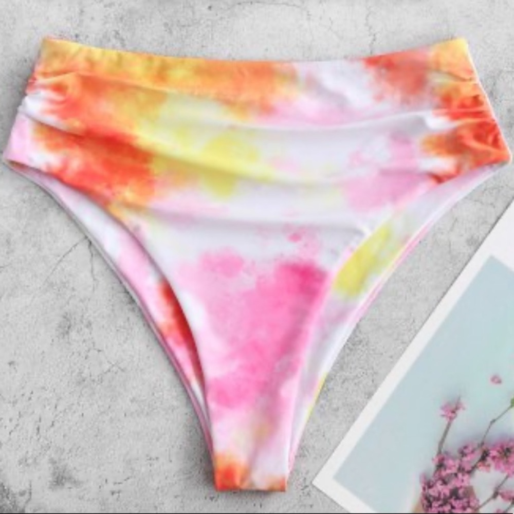 New High waisted bikini bottom